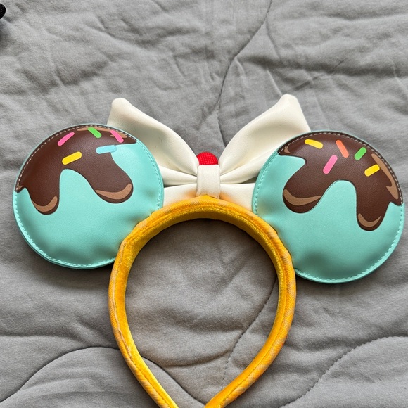 Loungefly Disney Ice Cream theme with Sprinkles  Headband - Picture 4 of 6
